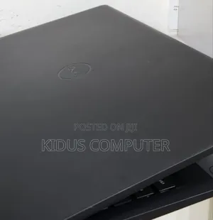 Photo - New Laptop Dell Inspiron 15 8GB AMD Ryzen 5 SSD 512GB