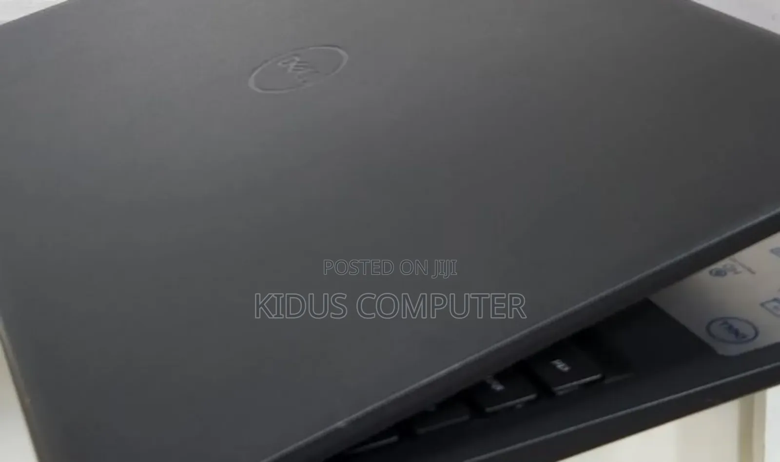 New Laptop Dell Inspiron 15 8GB AMD Ryzen 5 SSD 512GB