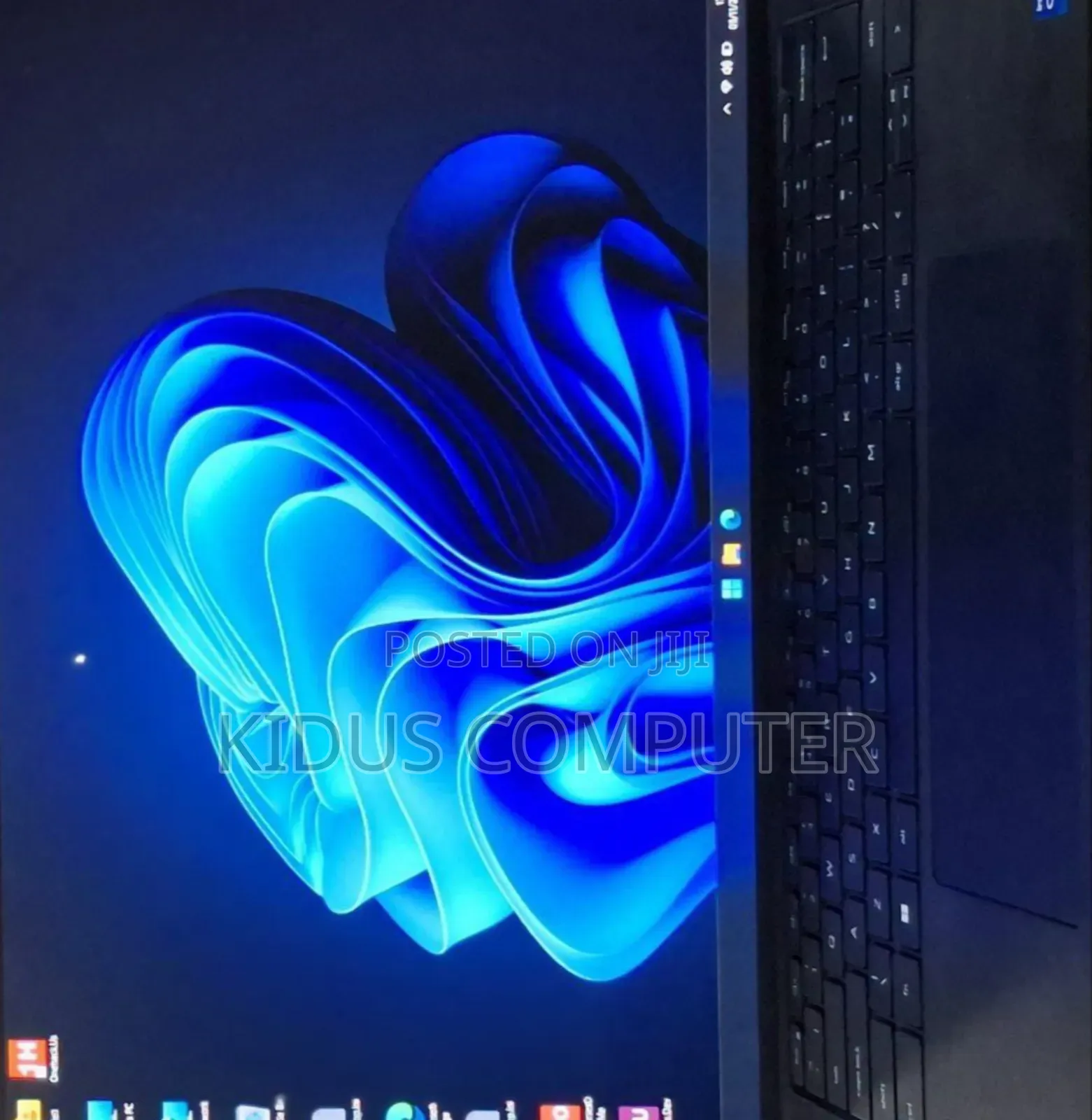 New Laptop Dell Precision 5540 16GB Intel Core I7 SSD 512GB