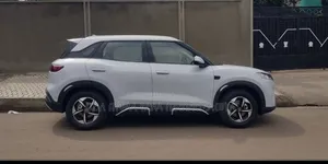 BYD Yuan Up 2025 Silver