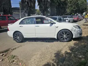 Toyota Corolla Sedan 2005 White