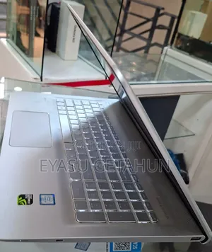 New Laptop HP Envy 13 12GB Intel Core I5 SSD 1T