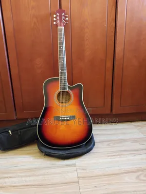 Photo - Yamaha F340 Semi Acoustic Guitar