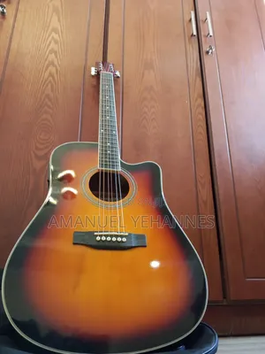 Yamaha F340 Semi Acoustic Guitar