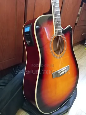 Yamaha F340 Semi Acoustic Guitar