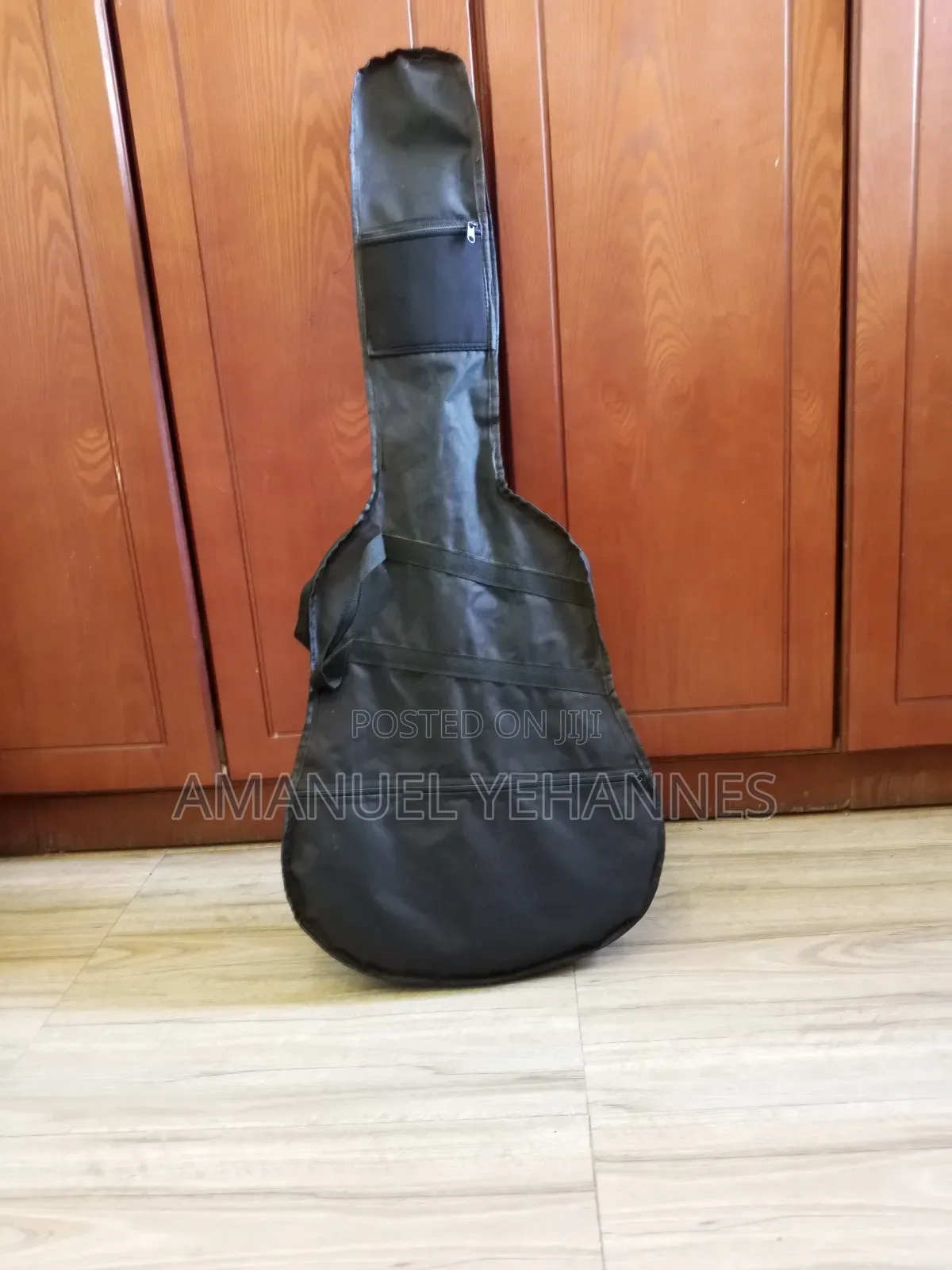 Yamaha F340 Semi Acoustic Guitar