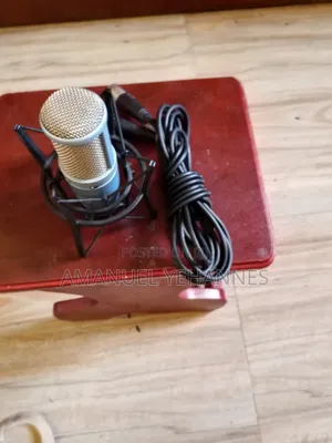 Akg P220 Studio Microphone