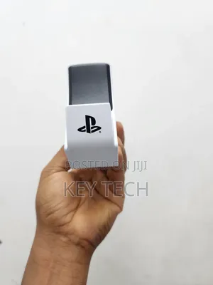Photo - Ps5 Controller Wireless Charger