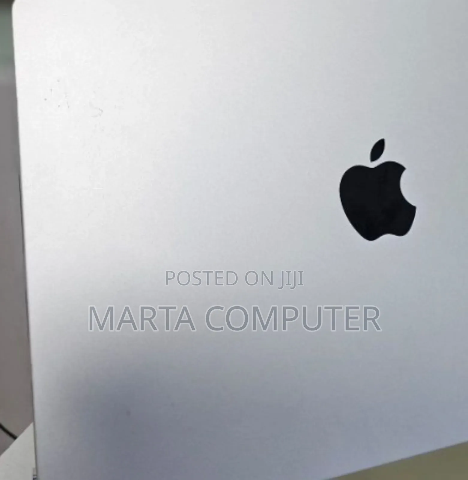 New Laptop Apple MacBook Pro M1 8GB Apple M3 SSD 512GB