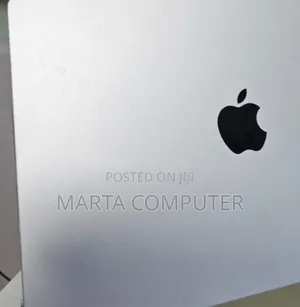 New Laptop Apple MacBook Pro M1 8GB Apple M3 SSD 512GB