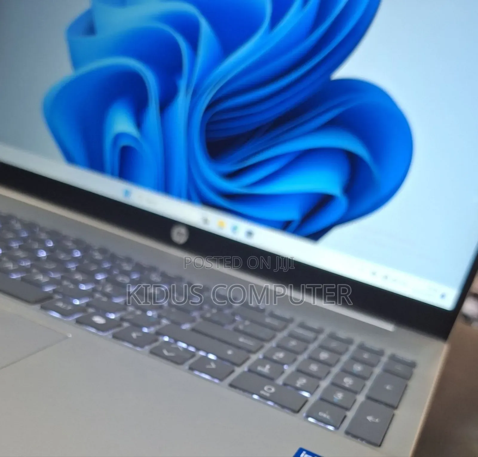 New Laptop HP Pavilion 15 16GB SSD 512GB