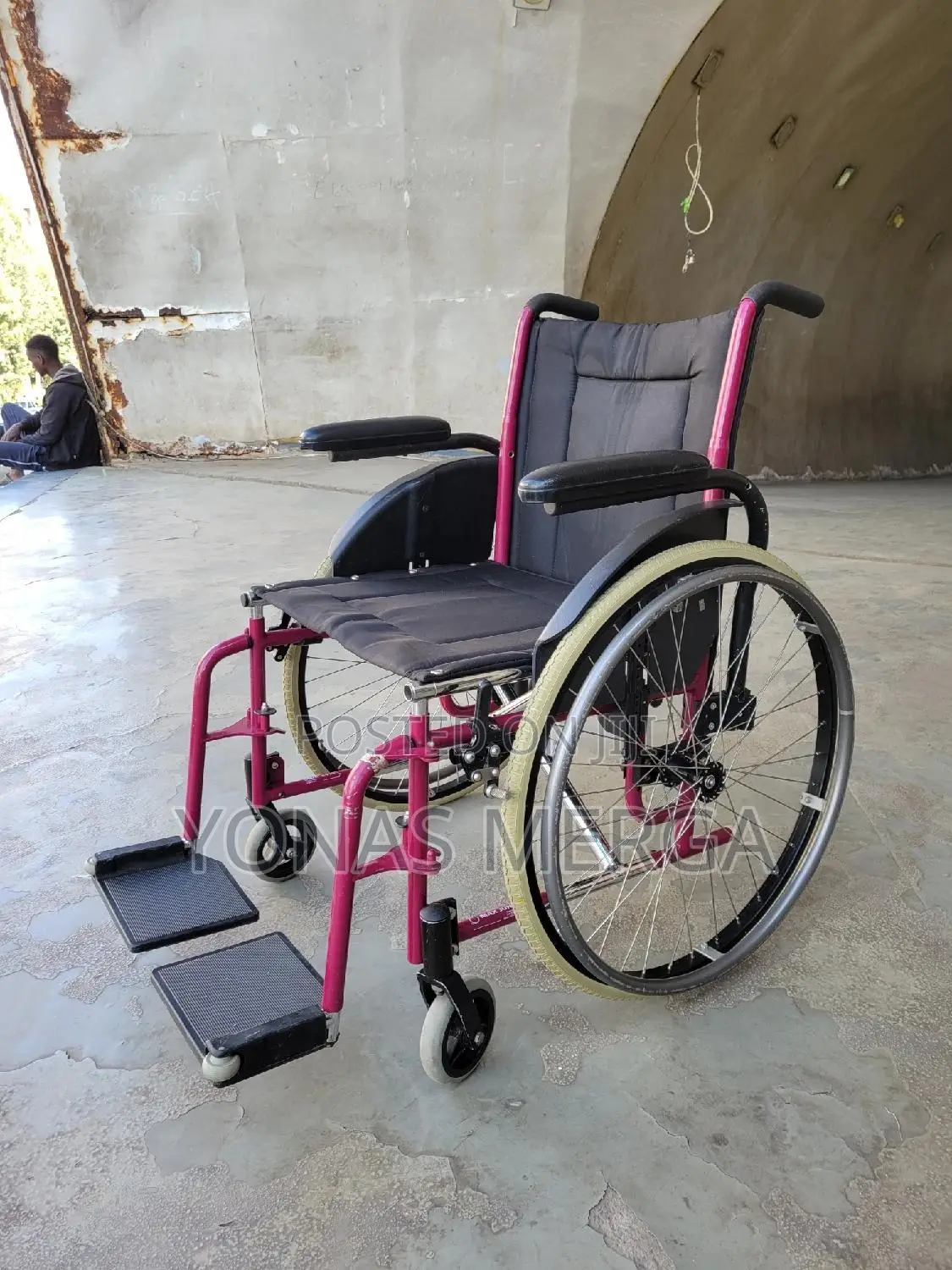 Folding Wheelchair宏勾premium Quality Long Lasting Solid Mag Wheels