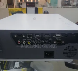 Home Cinema Projector Sony VPL-Ch350 Model