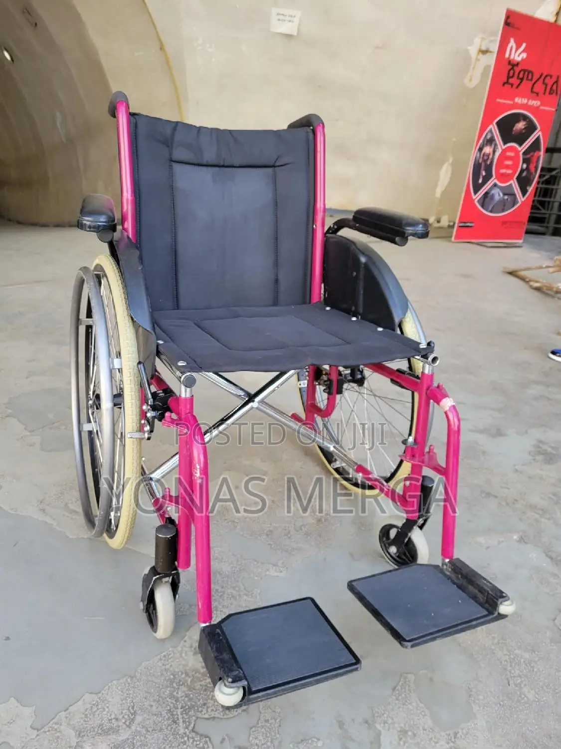 New Wheelchair今义wheelchair/Self-Reliant Ensures Easy Maneuverability.
