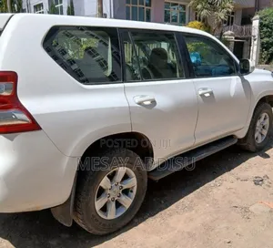Toyota Land Cruiser 2014 White