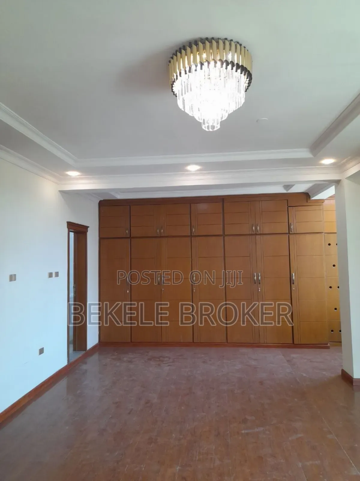 Furnished 6bdrm House in G+3 ቤት, Bole for sale