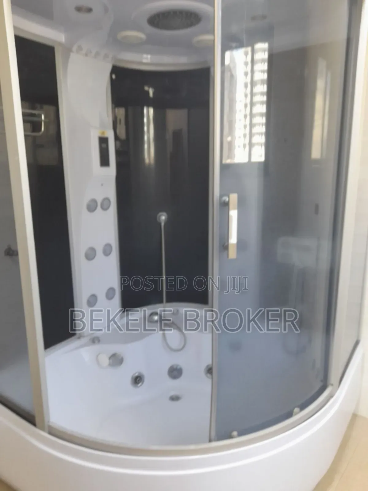 Furnished 6bdrm House in G+3 ቤት, Bole for sale