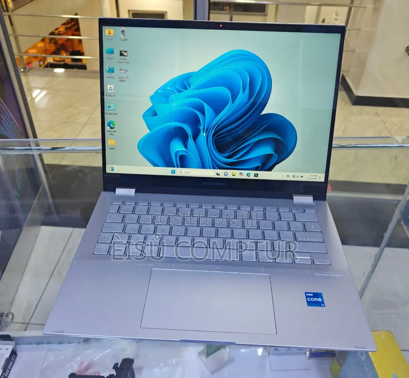 New Laptop Asus Vivobook 16 16GB Intel Core I7 SSD 1T