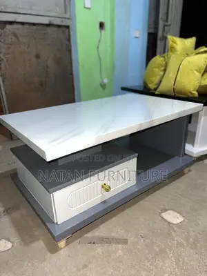 ቅልብጭ ያለች የሶፋ ጠረቤዛ ለ L-Shape ሶፋ ለጠባብ ቤት የሚሆን በፈለጉት የዲዛይን እና የከለር አማራጭ