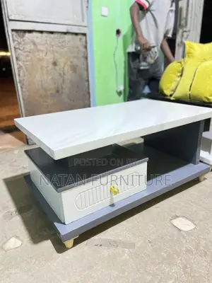 ቅልብጭ ያለች የሶፋ ጠረቤዛ ለ L-Shape ሶፋ ለጠባብ ቤት የሚሆን በፈለጉት የዲዛይን እና የከለር አማራጭ