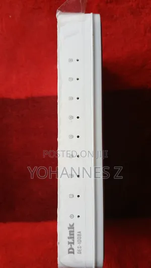 Photo - D-Link Des-1008a 8 Port Switch