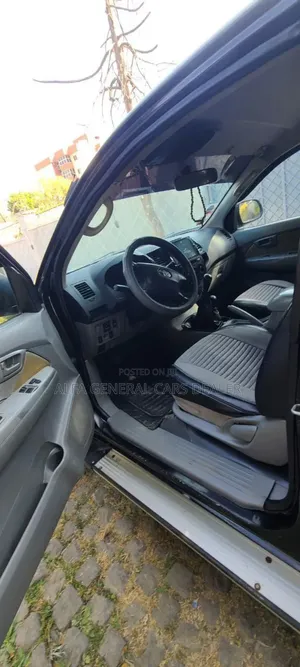 Toyota Hilux 2008 Black