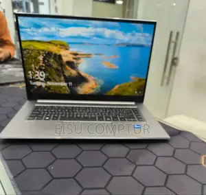 New Laptop HP ZBook Studio G8 32GB Intel Core I7 SSD 1T