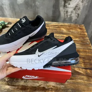 Nike Air Max Pulse Shoes