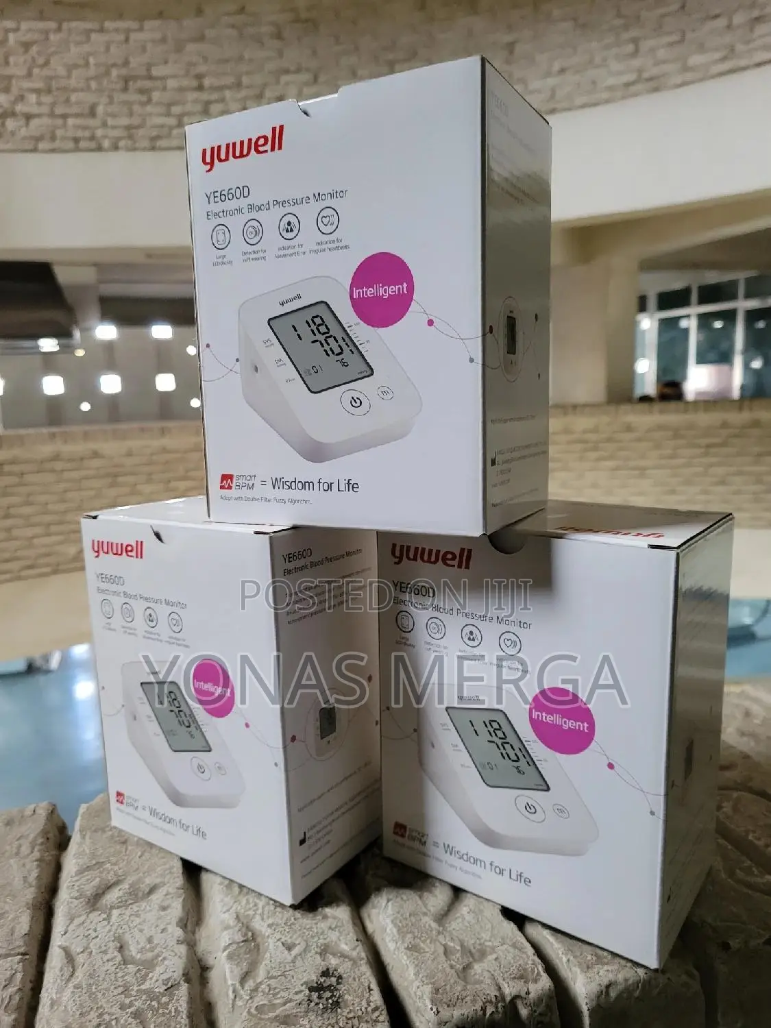 Yuwell Blood Pressure Monitor妃五batteries, Blood Pressure Monitor