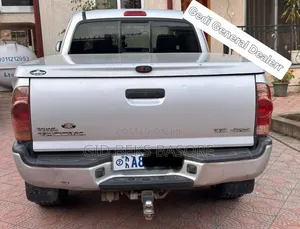 Toyota Tacoma 2008 Silver