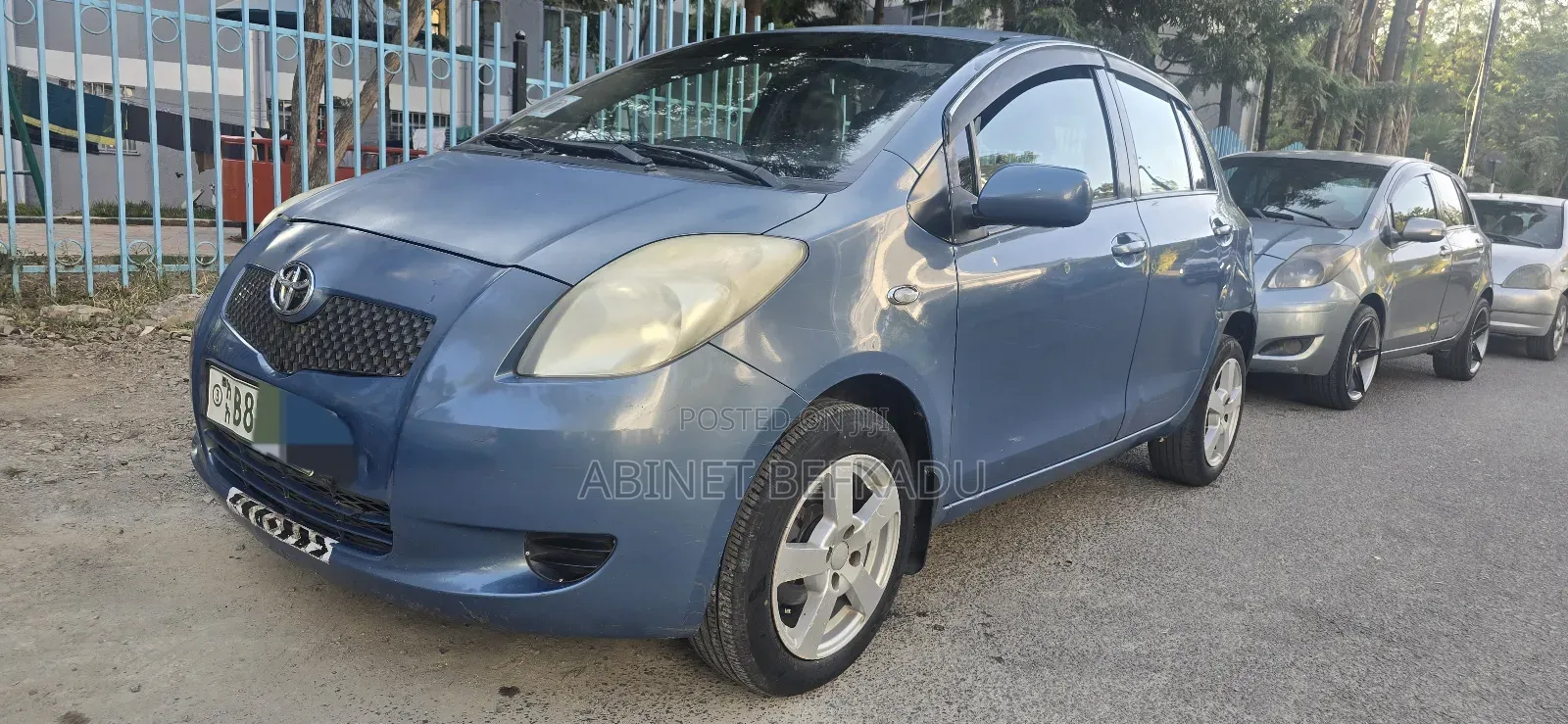Toyota Vitz 1.0 FWD 5dr 2005 Blue
