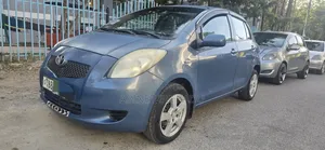 Toyota Vitz 1.0 FWD 5dr 2005 Blue