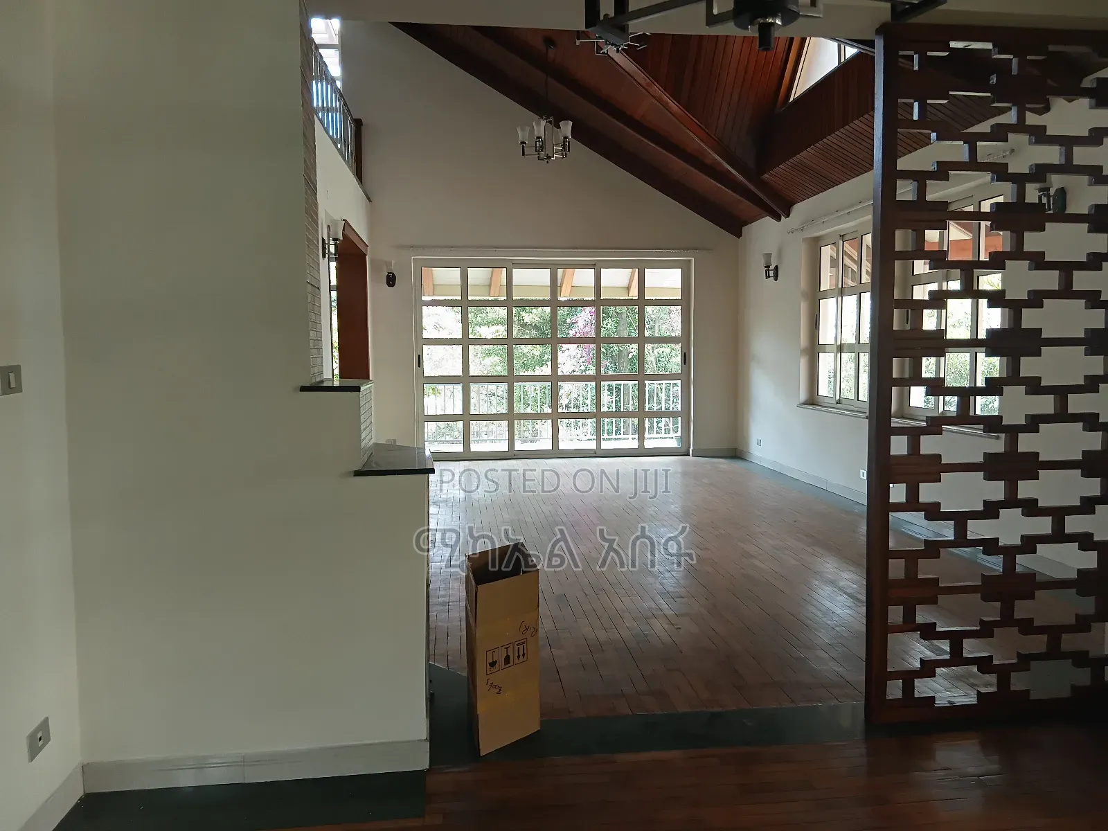 4bdrm Apartment in Yeka for rent