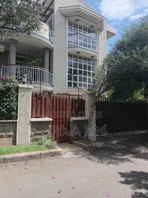 4bdrm Apartment in Yeka for rent