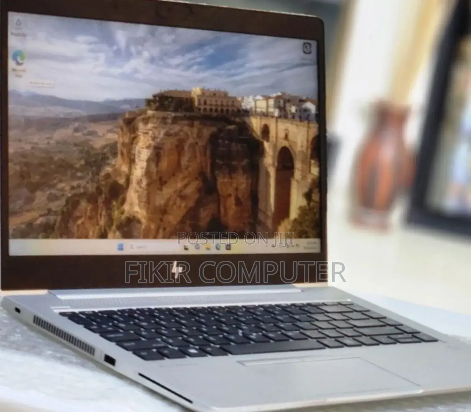 New Laptop HP EliteBook 840 G8 16GB AMD Ryzen 5 SSD 512GB