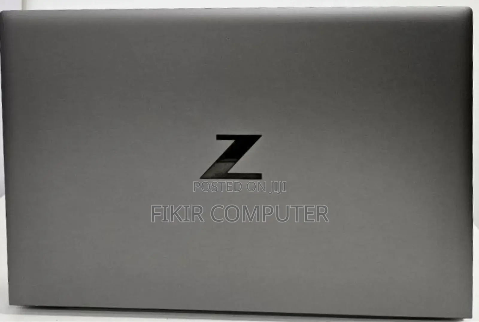 New Laptop HP ZBook Firefly G8 16GB Intel Core I7 SSD 1T