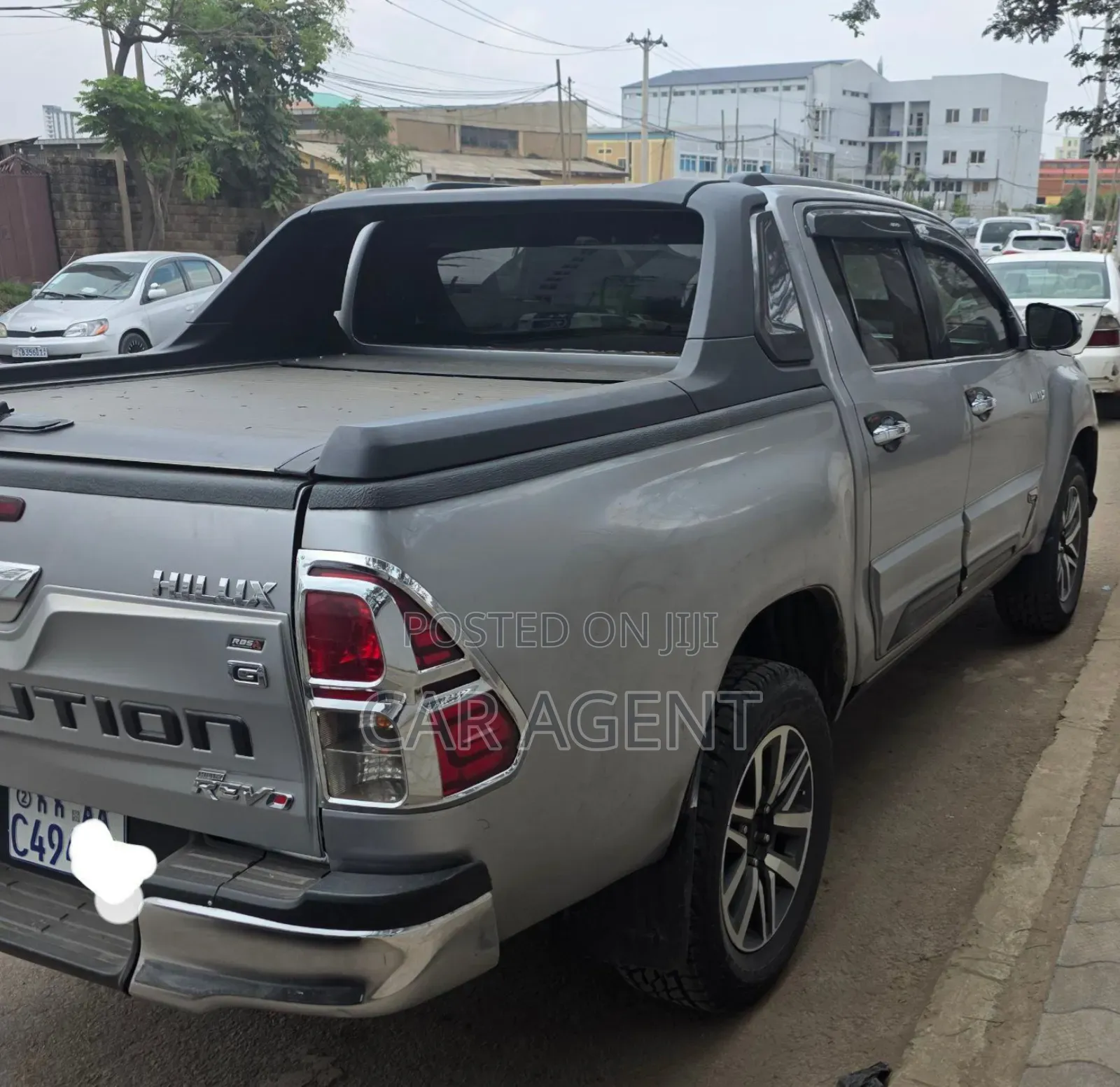 Toyota Hilux 2019 Silver