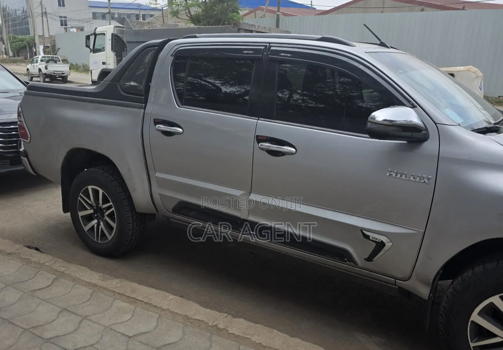 Toyota Hilux 2019 Silver