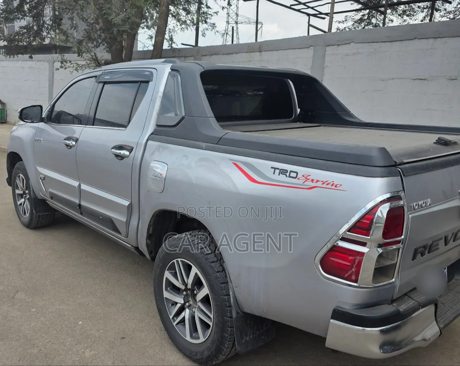 Toyota Hilux 2019 Silver