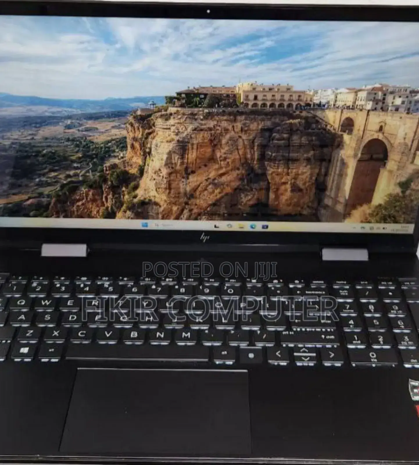 New Laptop HP Envy X360 16GB AMD Ryzen 5 SSD 256GB