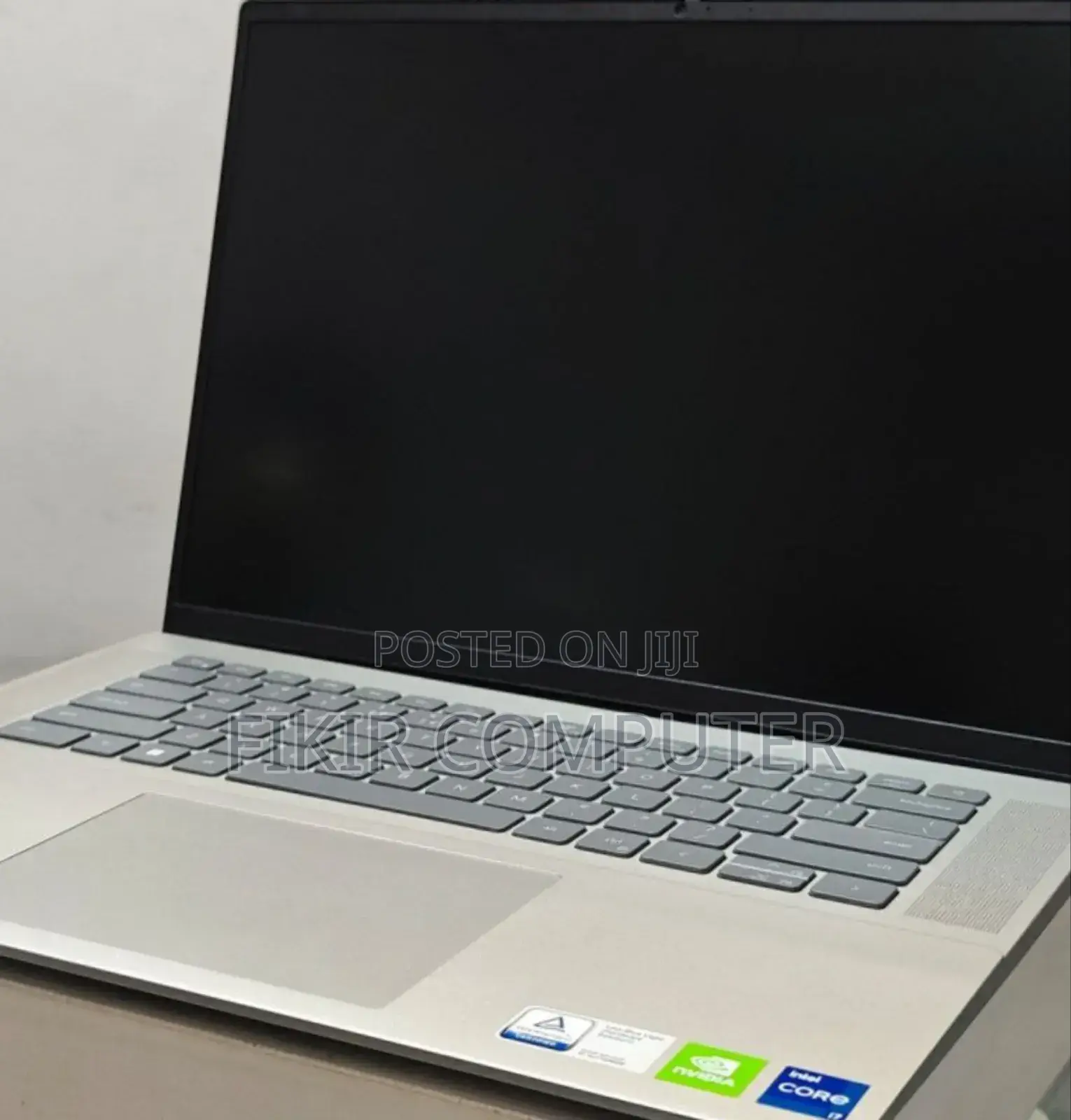 New Laptop Dell Precision 5540 16GB Intel Core I7 SSD 512GB