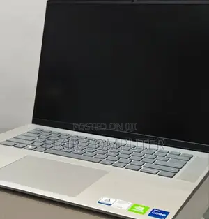 New Laptop Dell Precision 5540 16GB Intel Core I7 SSD 512GB