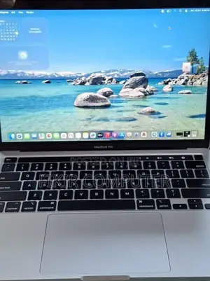 Photo - New Laptop Apple MacBook Pro 2022 M2 8GB Apple M2 SSD 512GB