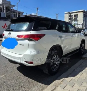 Toyota Fortuner 2020 White