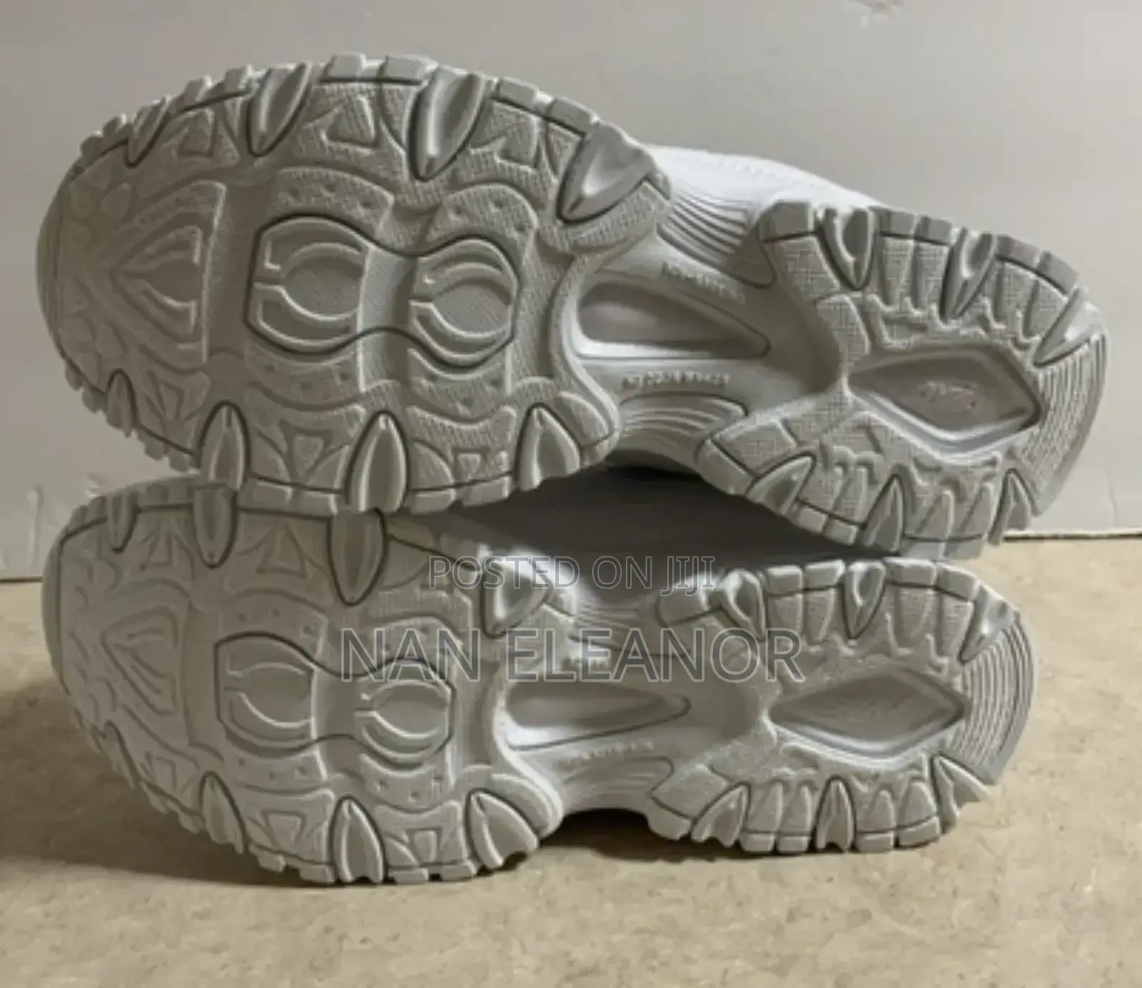 40, Avia Sneakers
