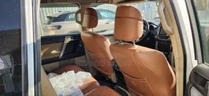 Toyota Land Cruiser Prado 2014 Silver