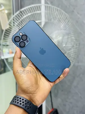Photo - Apple iPhone 12 Pro Max 256 GB Blue