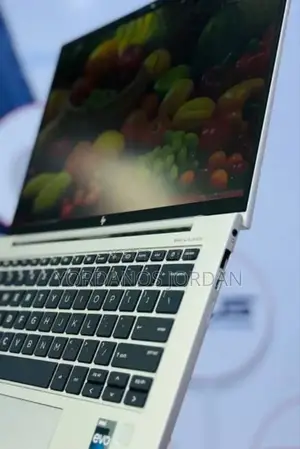 New Laptop HP EliteBook X GB Intel Core I7 SSD 512GB