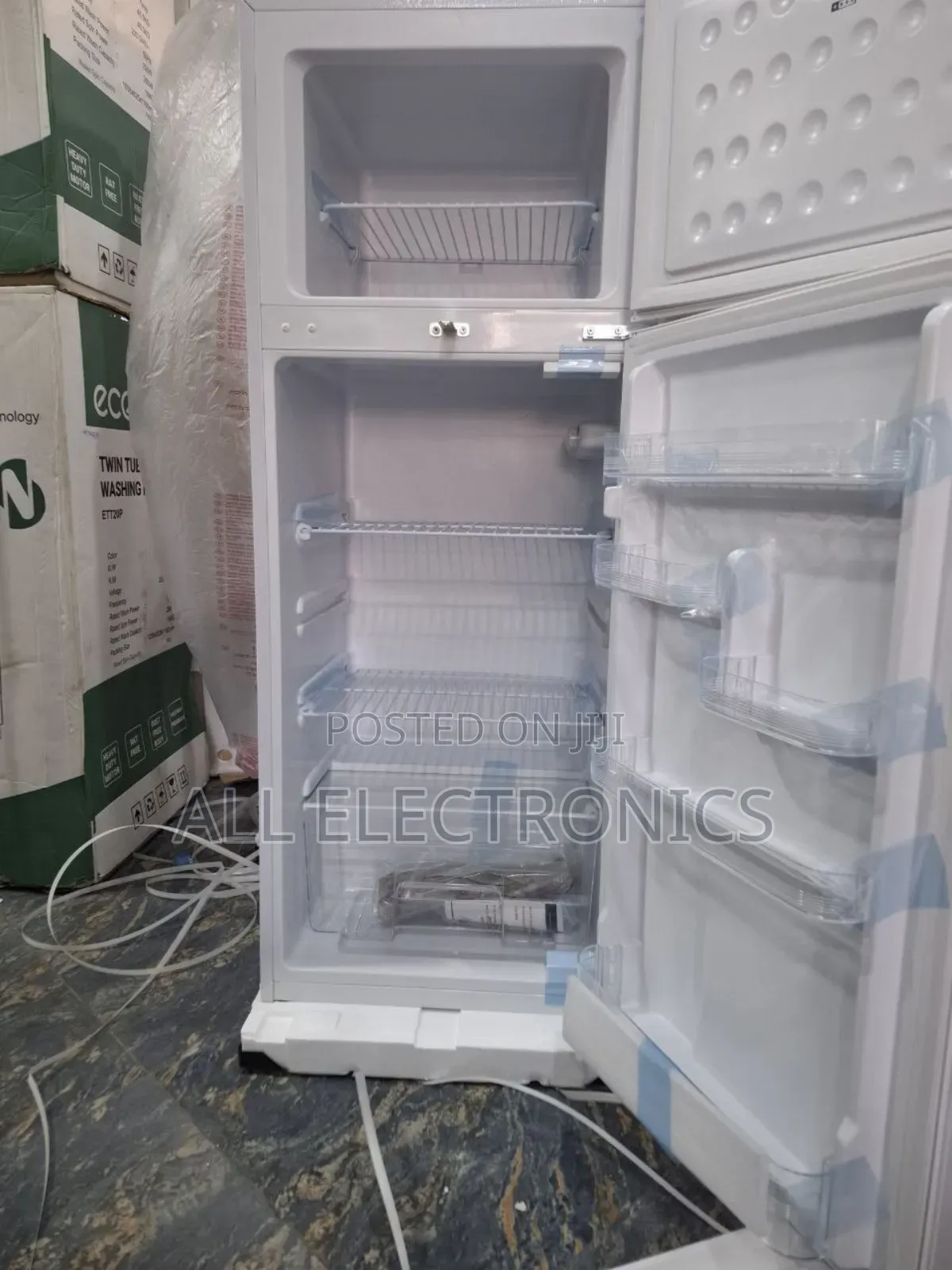 Wbox 360 White Color Fridge