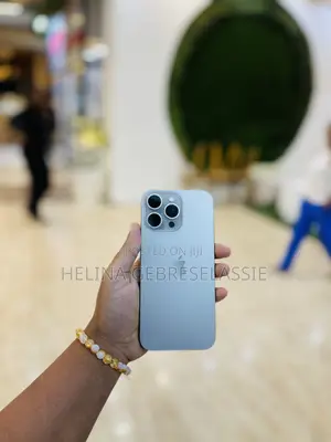 Photo - Apple iPhone 16 Pro Max 512 GB Gray